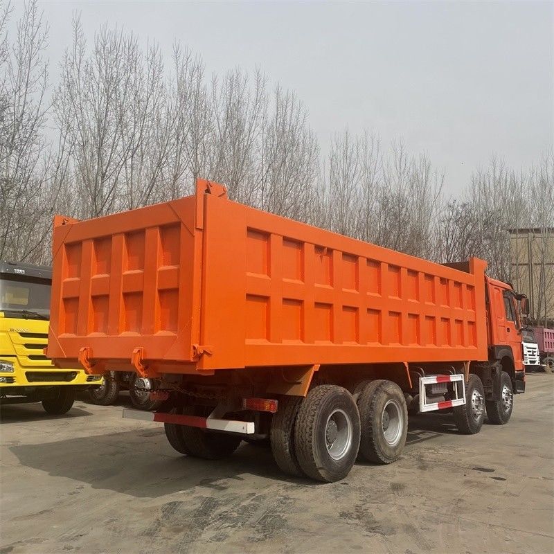 40 tonnellate 12 pneumatici Howo 8X4 336 CV 371 CV 420 CV camion di seconda mano con gomma