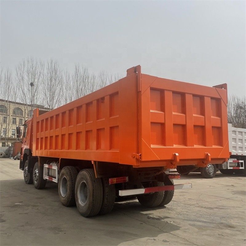 40 tonnellate 12 pneumatici Howo 8X4 336 CV 371 CV 420 CV camion di seconda mano con gomma
