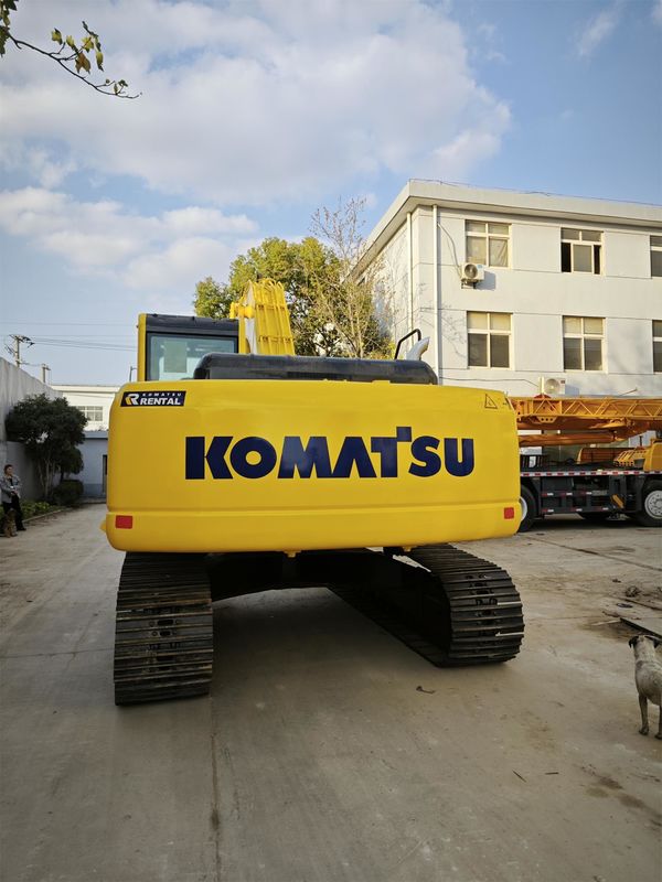 Vendere usato Komatsu PC220-8 escavatore con valvola idraulica originale e 1,0-1,5 secchio