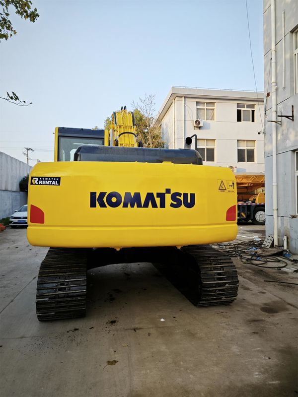 Vendere usato Komatsu PC220-8 escavatore con valvola idraulica originale e 1,0-1,5 secchio