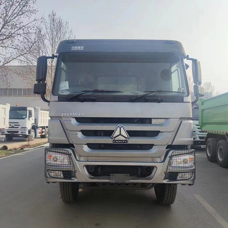 10 Passaggio in avanti 2023 Sinotruk Howo 8x4 Tipper Truck Dump Truck con motore pesante