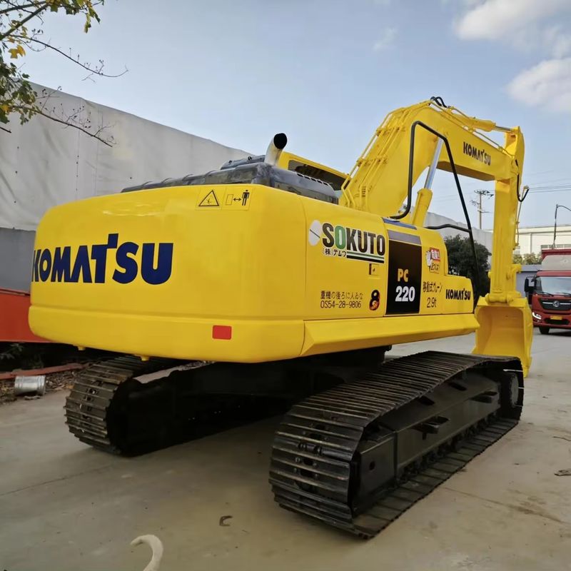 Escavatore Komatsu PC35 con altro cilindro idraulico in buone condizioni