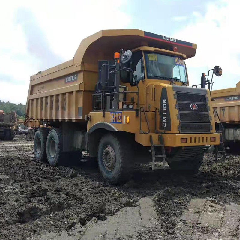 Camionettieri pesanti da 70 tonnellate con una capacità di 500-600 litri di serbatoio di carburante e una scatola di cambio FAST