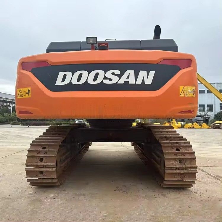 Escavatore a trascinatore Doosan DX500LC da 14 tonnellate con altra pompa idraulica e peso operativo di 50 tonnellate