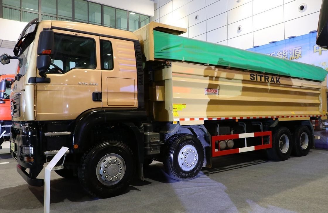 Camionetto di scarico a gomma da 24 metri cubi per Sinotruck Howo 12 ruote Euro 5 Rhd 50 tonnellate 8x4