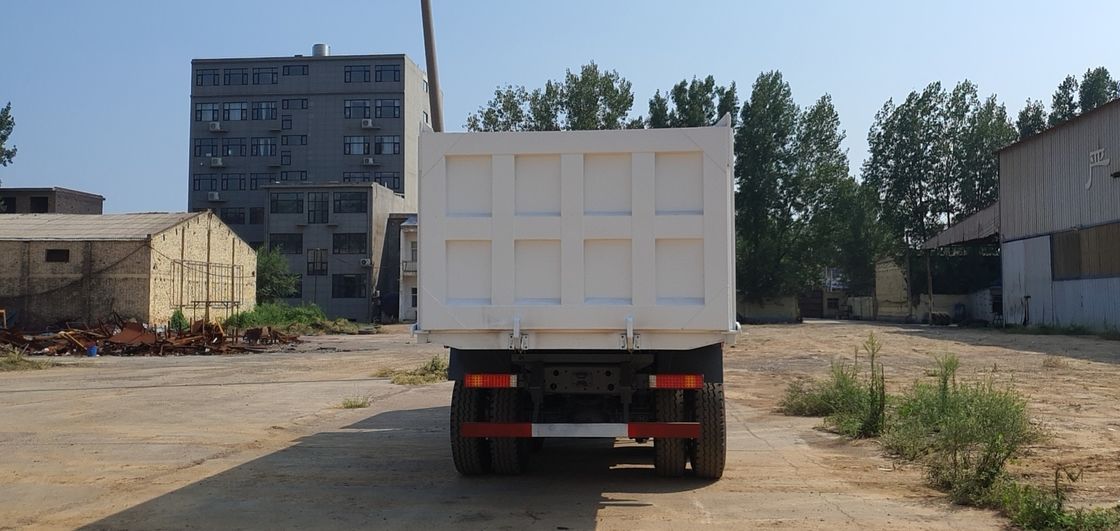 Sinotruk Howo Used Dump Truck 6x4 20 metri cubi 371hp Dump Truck per prestazioni