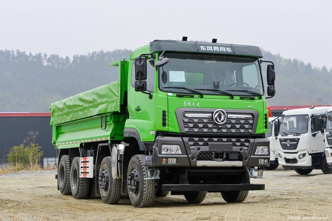 Richiesta del cliente Dongfeng KC 600hp 8*4 Cummins Motore Diesel Eruo5 Camion pesante