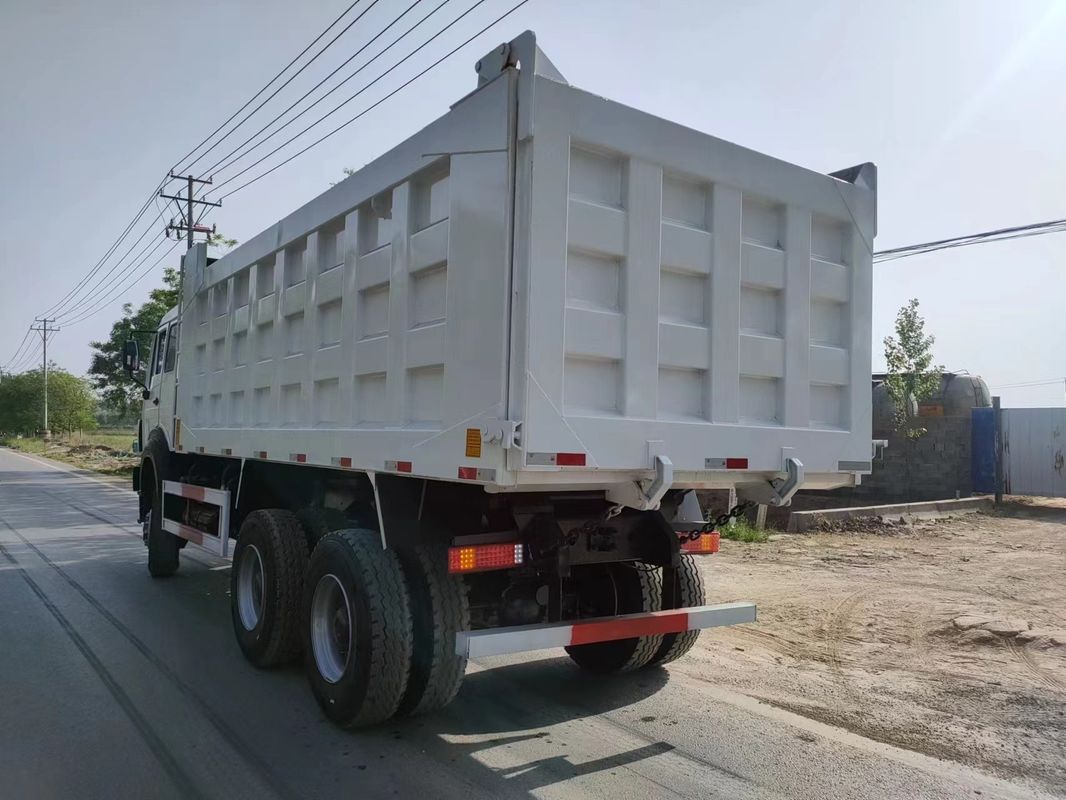 2 passeggeri BEIBEN 2020 camion pesante di seconda mano a risparmio di carburante 6*4 camion con rimorchio diesel