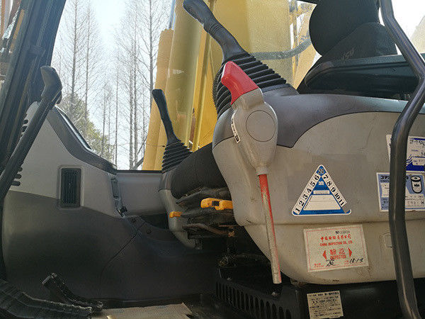 Bucket 0.9CBM Komatsu Used Excavator PC 200 Thumb Apparecchiature per lavori pesanti