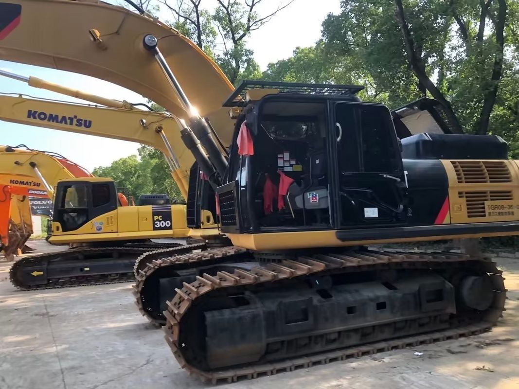 CAT 336D Escavatore con valvola idraulica Kawasaki e 4001-6000 ore di lavoro a Shanghai
