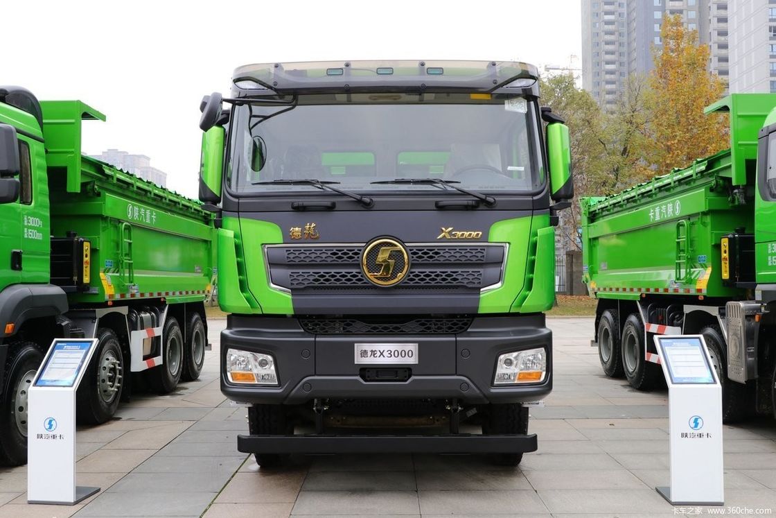 Euro 2 standard di emissione 10 cambio in avanti Shacman Dump Truck 8X4 12 Wheeler 30 Ton