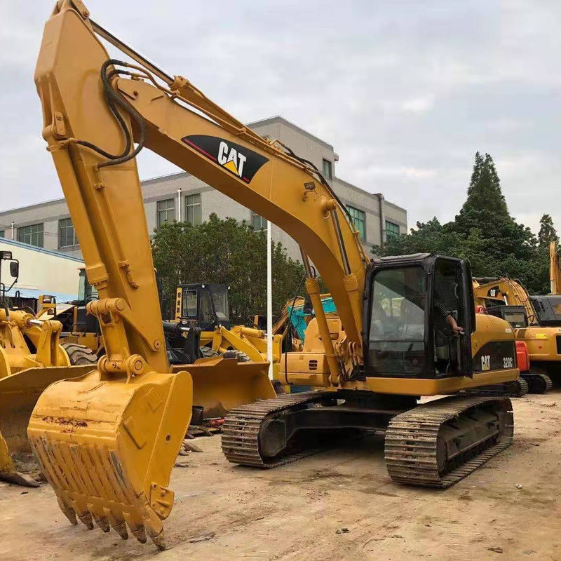 Excavator Cat 320CL usato con pompa idraulica Kawasaki di Shanghai