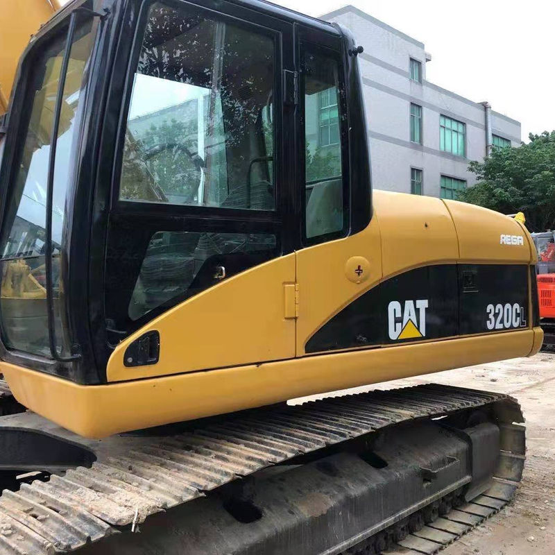 Excavator Cat 320CL usato con pompa idraulica Kawasaki di Shanghai