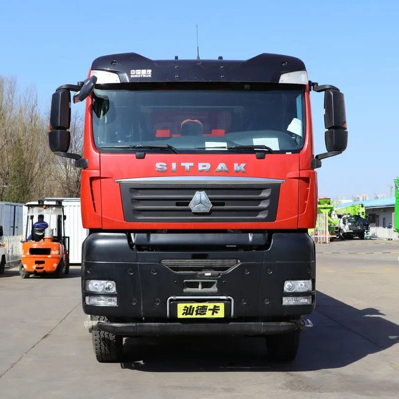 SINOTRUCK F3000 12 ruote usate 8x4 usate HOWO camion da discarica
