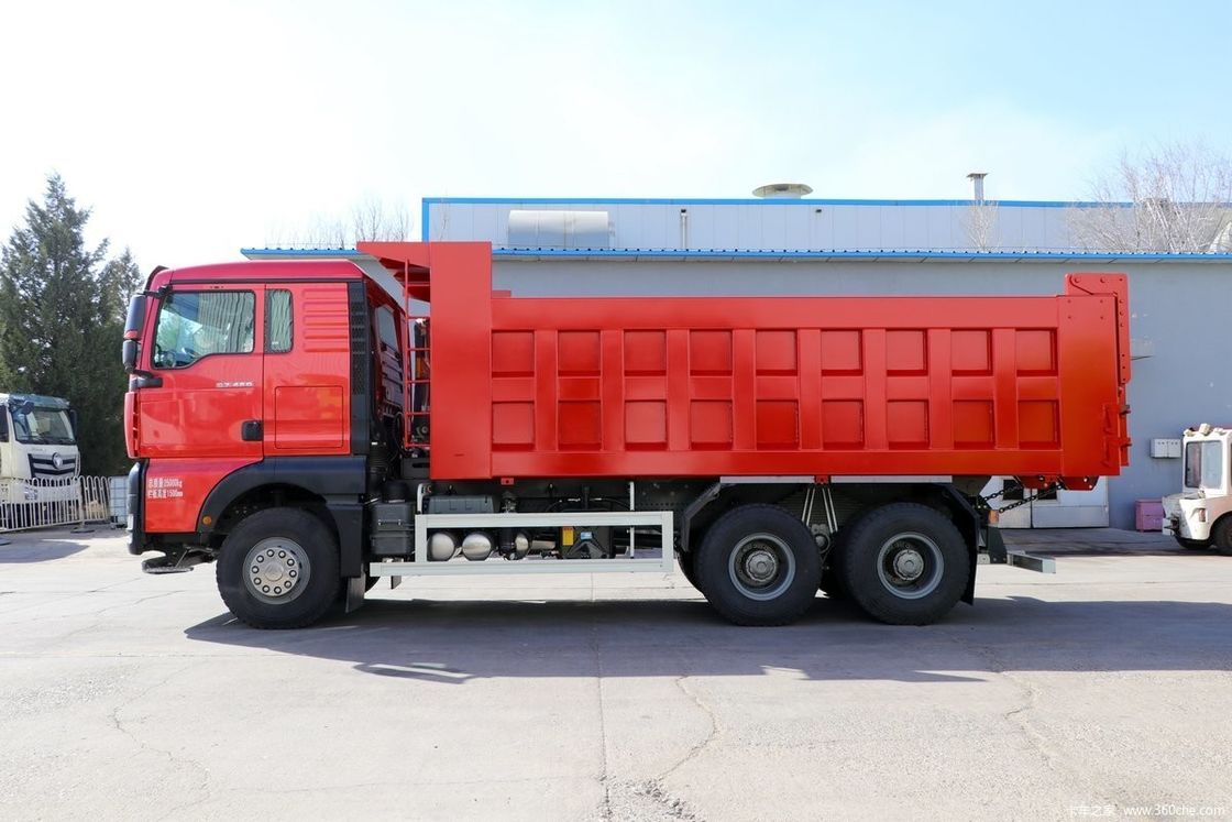 SINOTRUCK F3000 12 ruote usate 8x4 usate HOWO camion da discarica