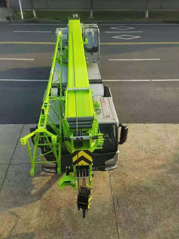 Granata mobile da 25 tonnellate Granata da camion Zoomlion in buone condizioni con 2001-4000 ore di lavoro