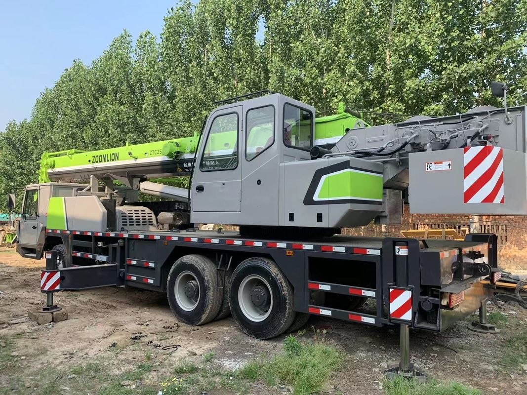 Granate mobili da camion 25 tonnellate 50 tonnellate 100 tonnellate 200 tonnellate 300 tonnellate con altezza massima di sollevamento