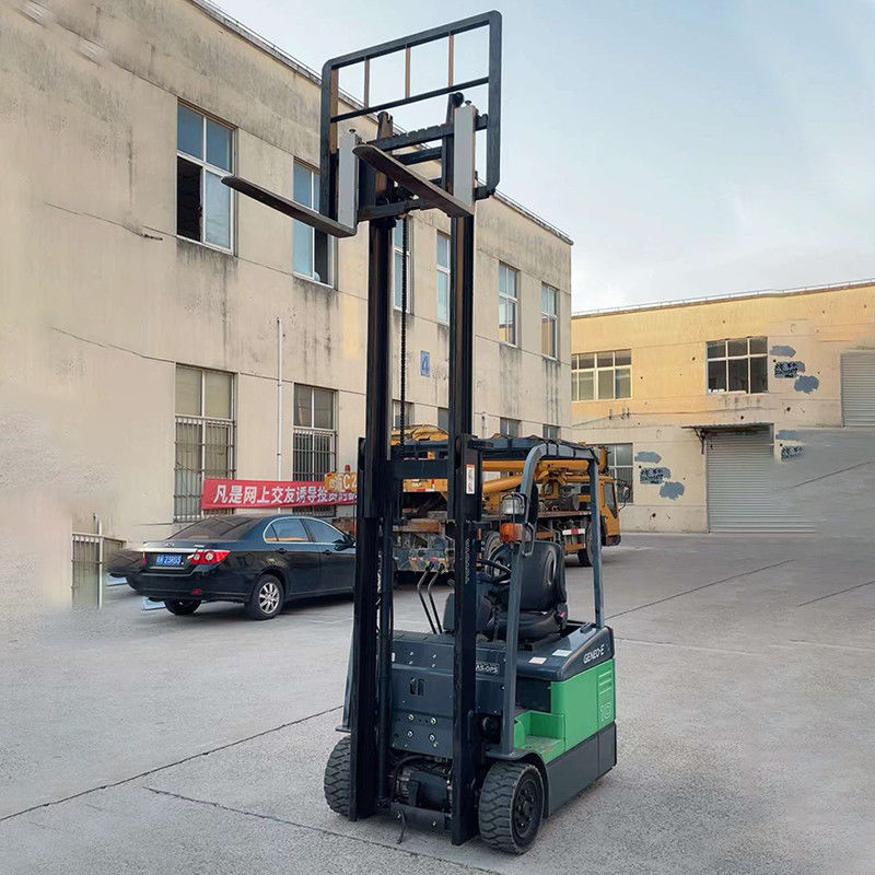 Usato Toyota 1 tonnellata carrello elettrico 48V Lunghezza della forchetta 1070 Manipolazione dei materiali in magazzino
