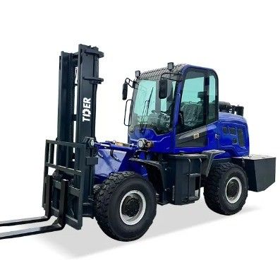 Capacità di carico di 3000 kg TDER 4WD tutto terreno con motore Isuzu o Cummins EPA