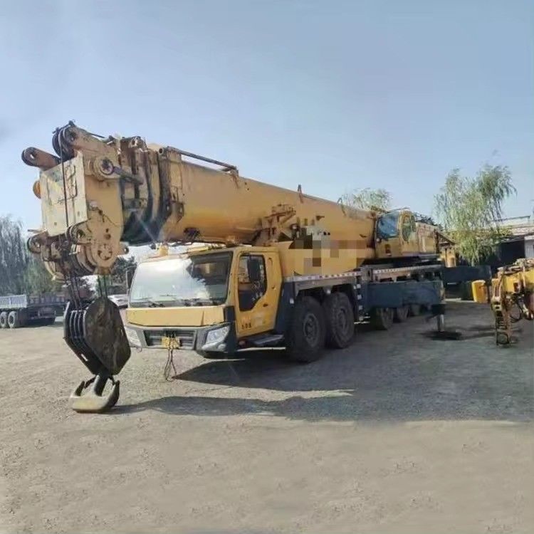 400 tonnellate QAY400 Telescopic All Terrain Crane Truck for Outdoor Construction Goods Lifting
