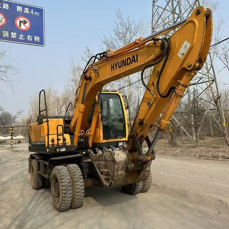 Hyundai Origin Excavator a ruote usate 150W-9 Escavatori in vendita