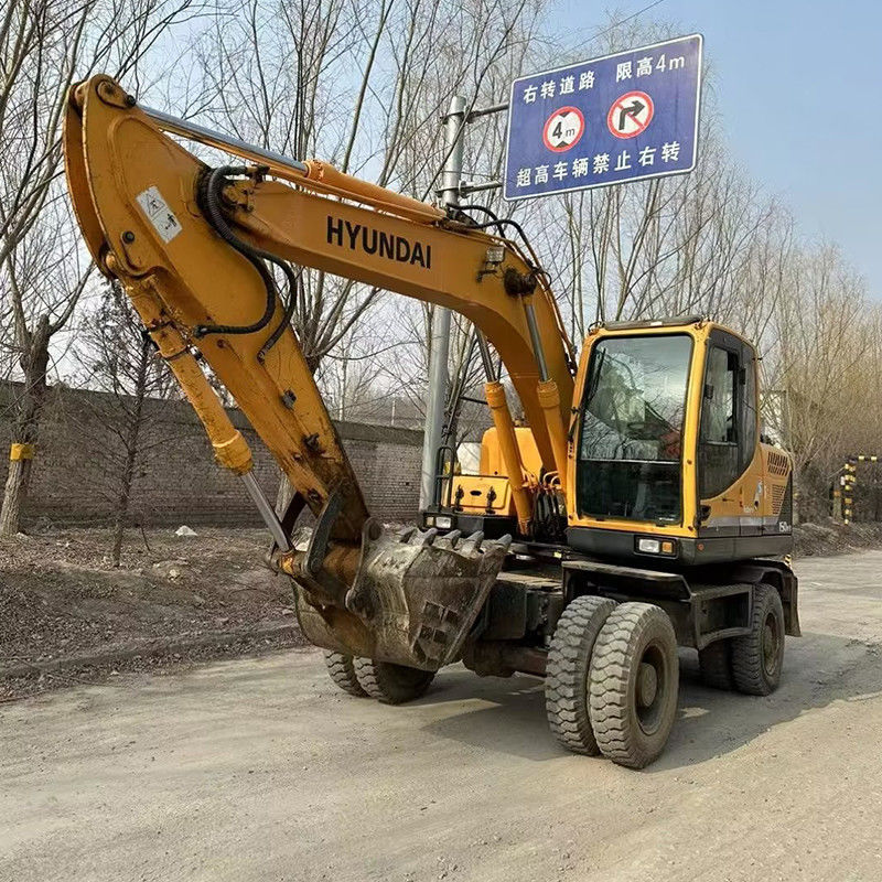 Hyundai Origin Excavator a ruote usate 150W-9 Escavatori in vendita