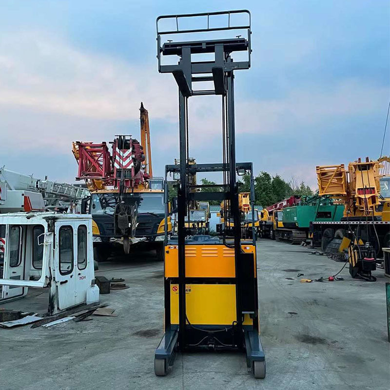 1 tonnellata di carrello elevatore elettrico utilizzato TCM Altezza di sollevamento 1,6 m-3,5 m con manovrabilità flessibile