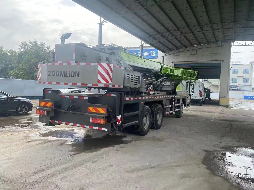 Zoomlion Mobile Crane Truck 25T Crane usata con 25TON Max. Carico di sollevamento in verde