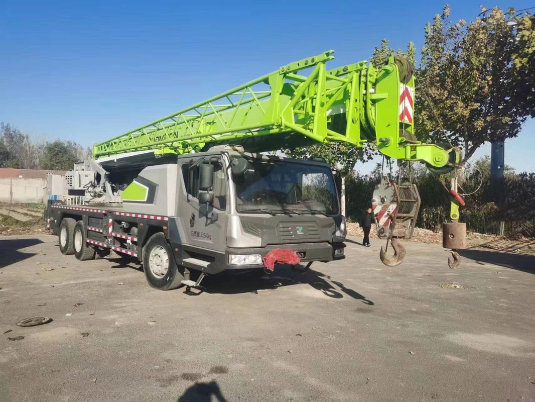 Good Zoomlion, gru da 25 tonnellate con design verde e velocità massima di funzionamento di 80 km/h