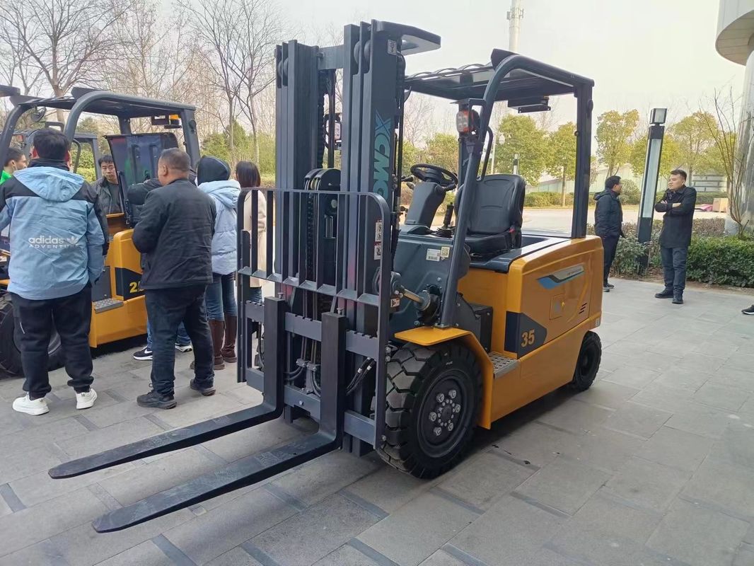Forklift popolare 3 tonnellate 5 tonnellate 7 tonnellate 10 tonnellate Forklift a benzina con potenza motrice di sollevamento di 14,4 kW