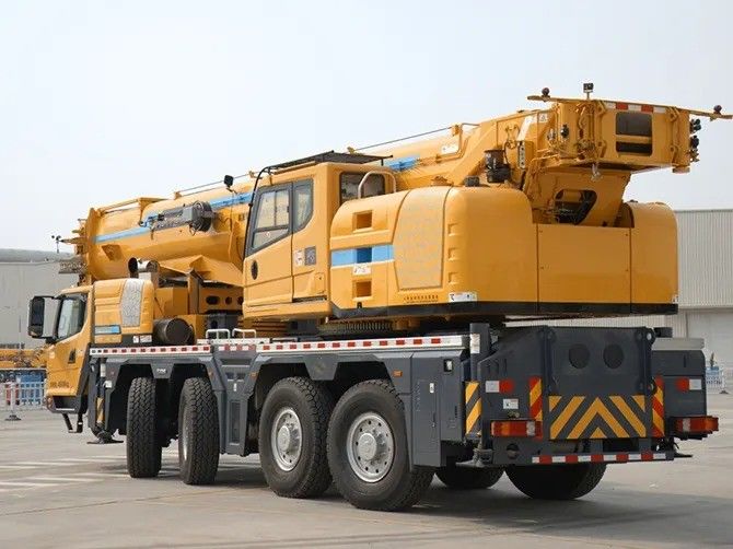 24 m Min. diametro di rotazione QAY160 160 tonnellate Granate per camion idraulici mobili usati per il beneficio