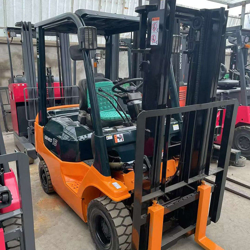 10 tonnellate di carrello elevatore diesel con tensione/capacità della batteria 80/370 e larghezza della forcella 125 mm
