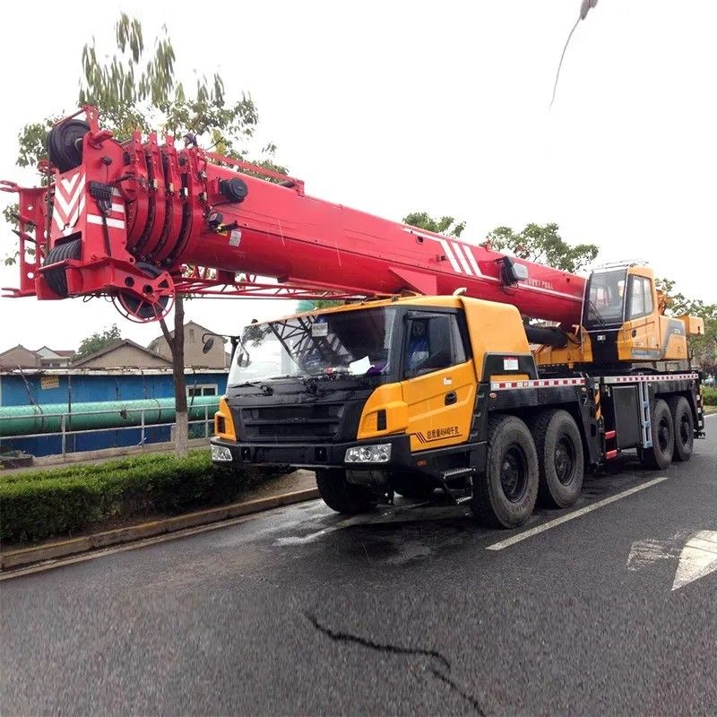 STC1000T 100 tonnellate di gru idrauliche pesanti con potenza massima di 353/1900 kW/rpm
