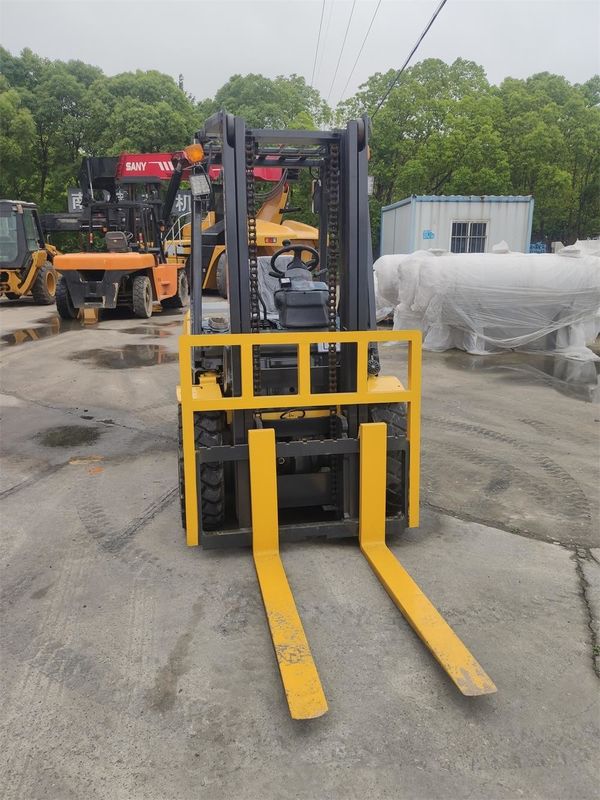 3 t carrello elevatore per lavori di costruzione potenza motore di sollevamento di 14,4 kW a grande sconto