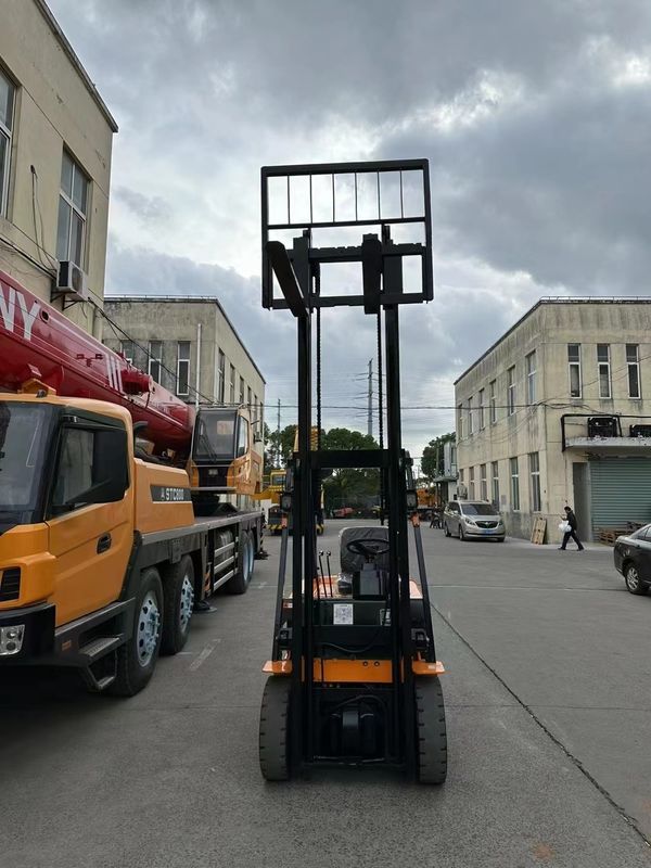 14.4kw Potenza del motore di sollevamento carrello elettrico in buone condizioni e facile manutenzione