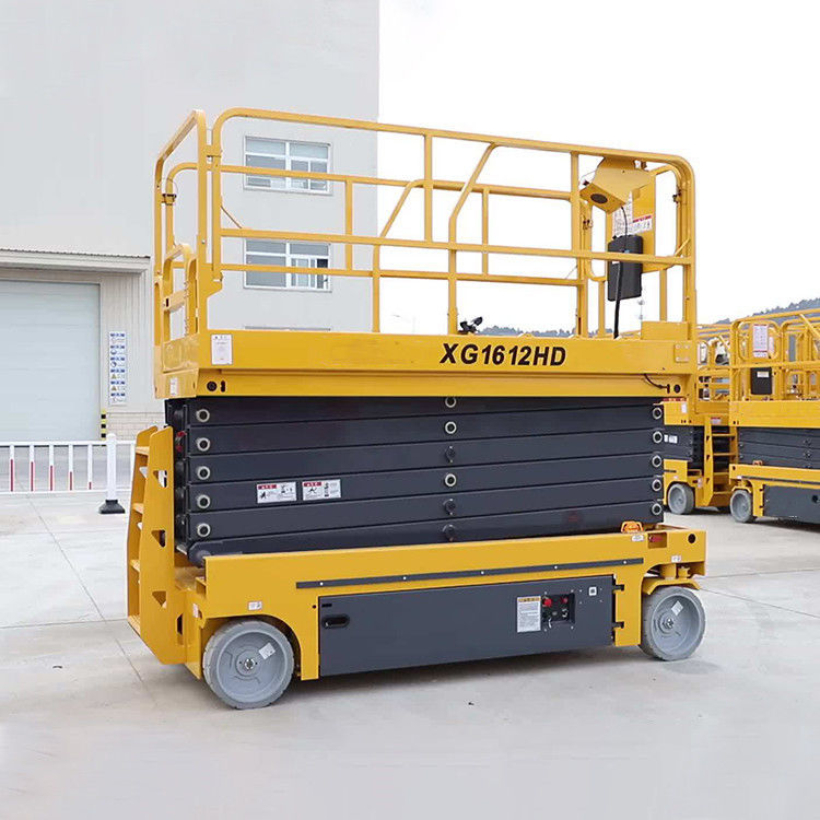 Sollevatoio per auto a motore elettrico diesel idraulico a forbice con dimensioni di tavolo 1670x740 mm