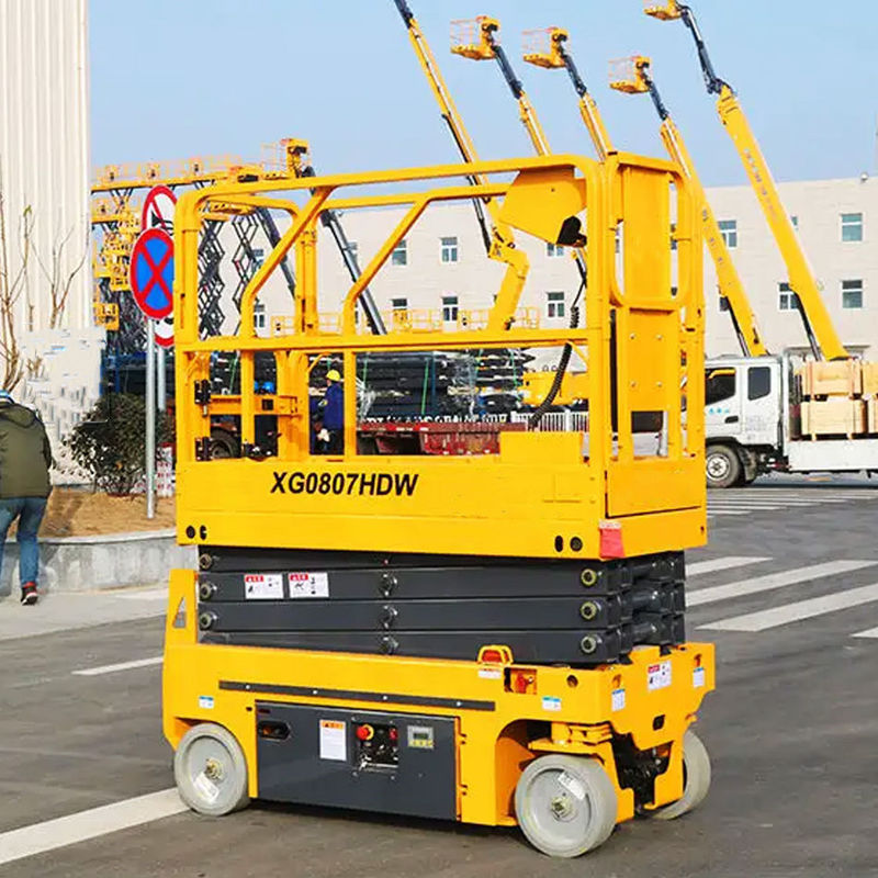 Sollevatoio per auto a motore elettrico diesel idraulico a forbice con dimensioni di tavolo 1670x740 mm