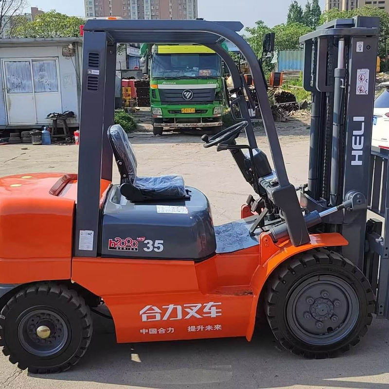 Dopo il servizio Video Supporto tecnico Elicottero 3 tonnellate carrello elevatore diesel lunghezza forchetta 1070mm