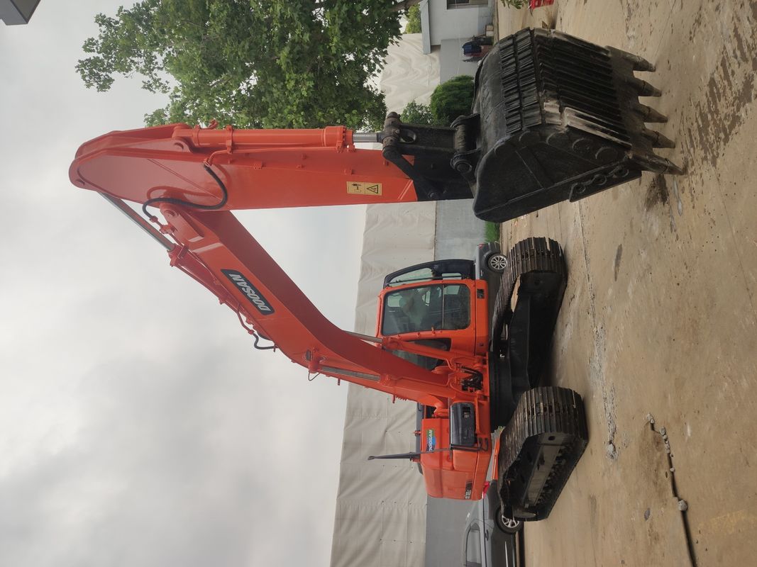 22500kg Peso di lavoro Usato Escavatore Doosan 225 con 2001-4000 ore di lavoro