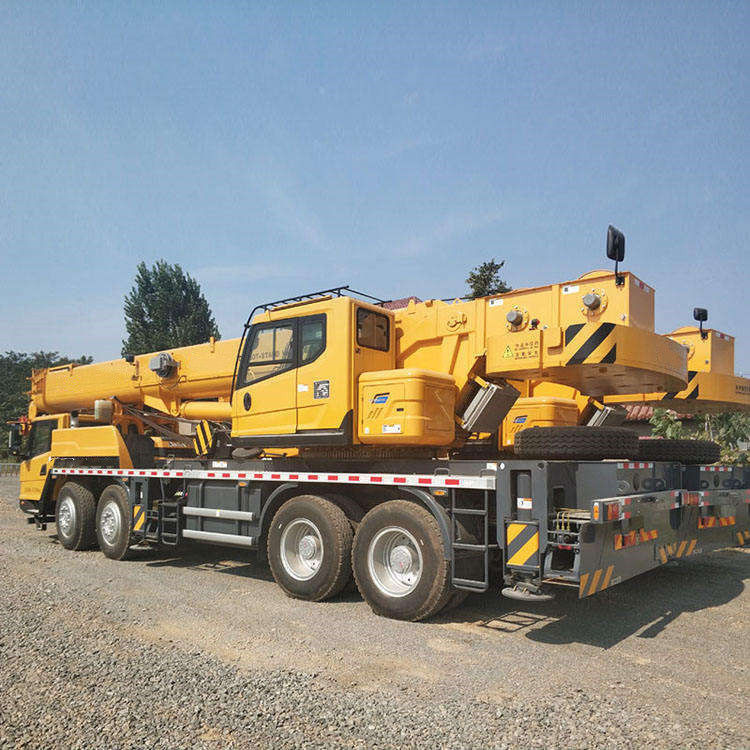 50 tonnellate P H QY50KA gru di camion usata in buone condizioni e massima altezza di sollevamento di 58,1 m