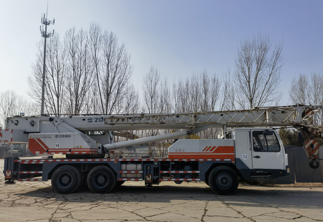 Zoomline 25 tonnellate camion usato montato con parti camion gru gru in buone condizioni