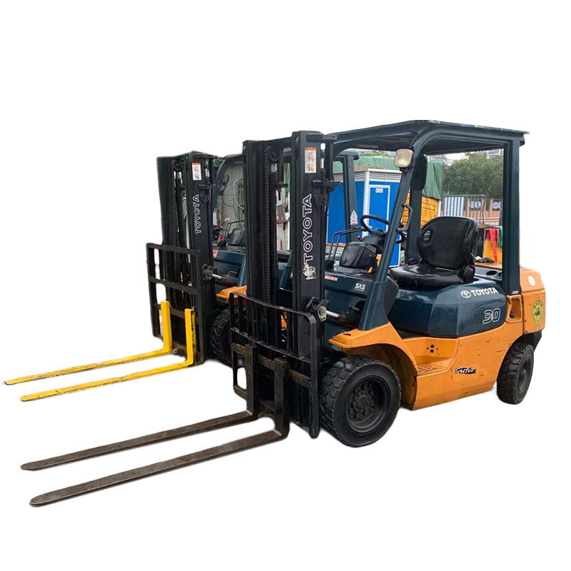Motore giapponese idraulico diesel Toyota 3 tonnellate carrello elevatore usato per le operazioni di carico pesante