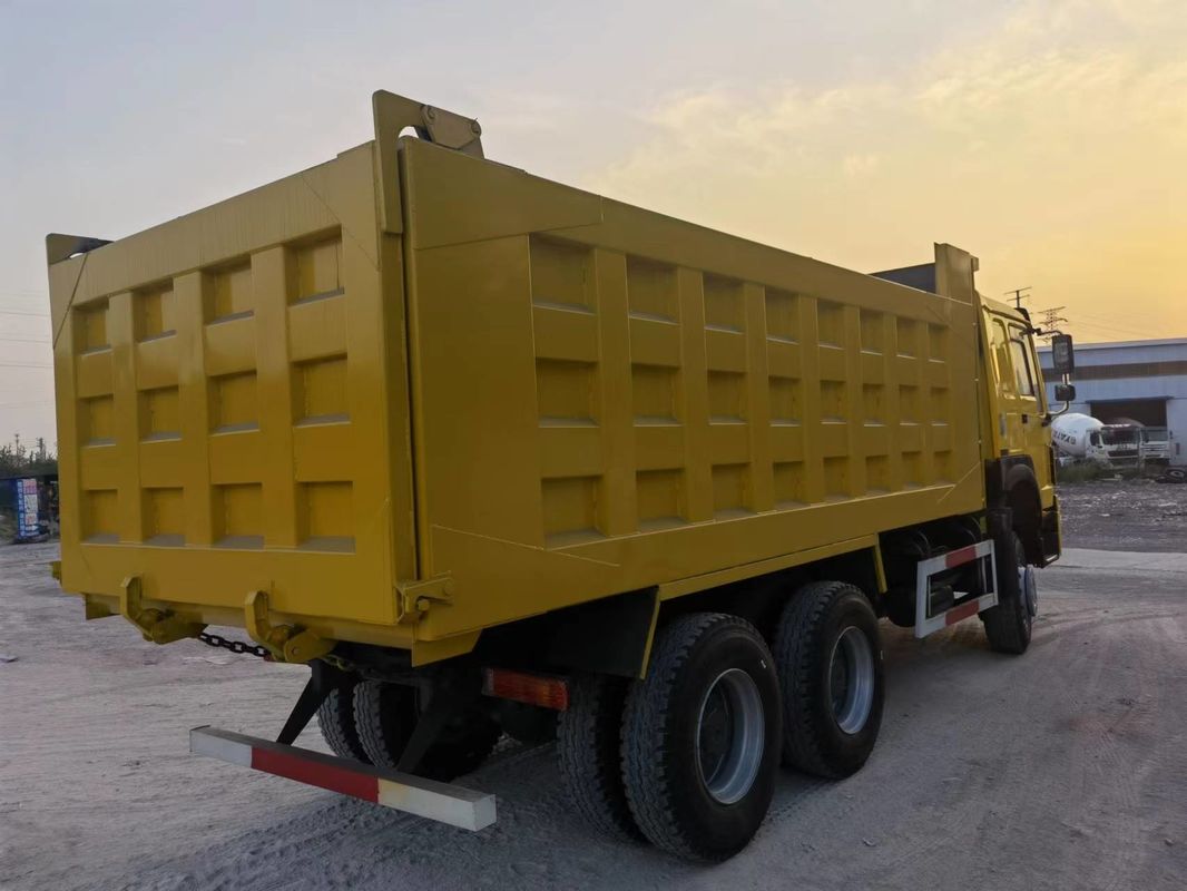 Sinotruck Howo Camionetto 6x4 371cv 375cv 10 ruote Camionetto 40 tonnellate