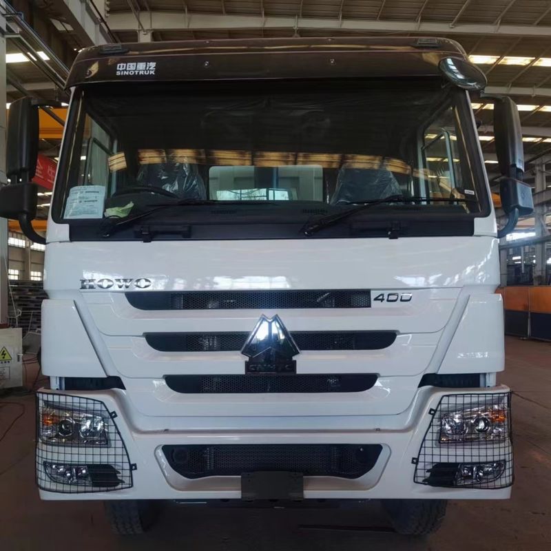 Howo 8x4 LHD Dump Tipper Truck con coppia massima 500-1000Nm e capacità motore 6-8L