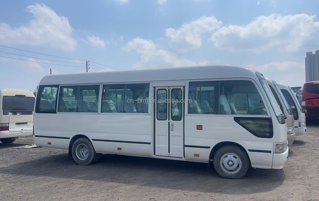Toyota 19-29 Sedie Off Road Diesel Coaster Bus Minibus con coppia massima 340Nm/rpm