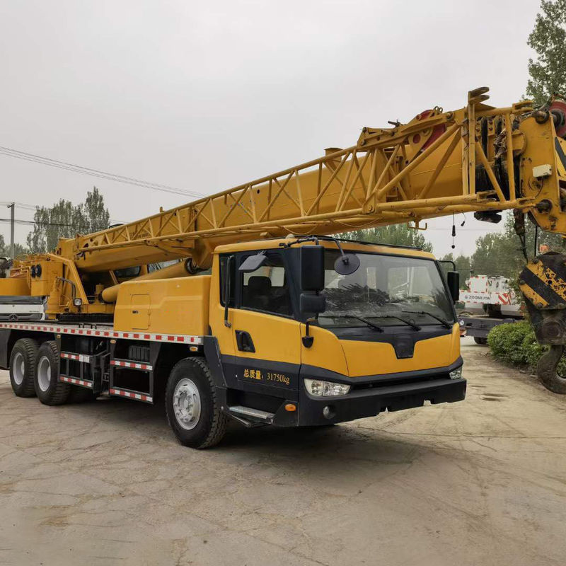 Max. carico di sollevamento 70 tonnellate gru per autocarri usate in buone condizioni e 2001-4000 ore di lavoro