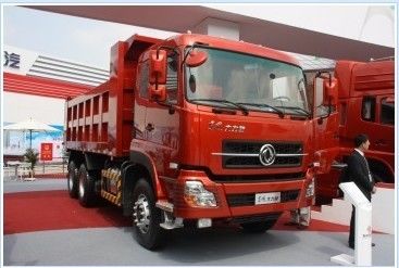 Dongfeng DFS4256 6x4 usato, camion pesante con scaricatore di rifiuti, coppia massima Nm 1500-2000Nm