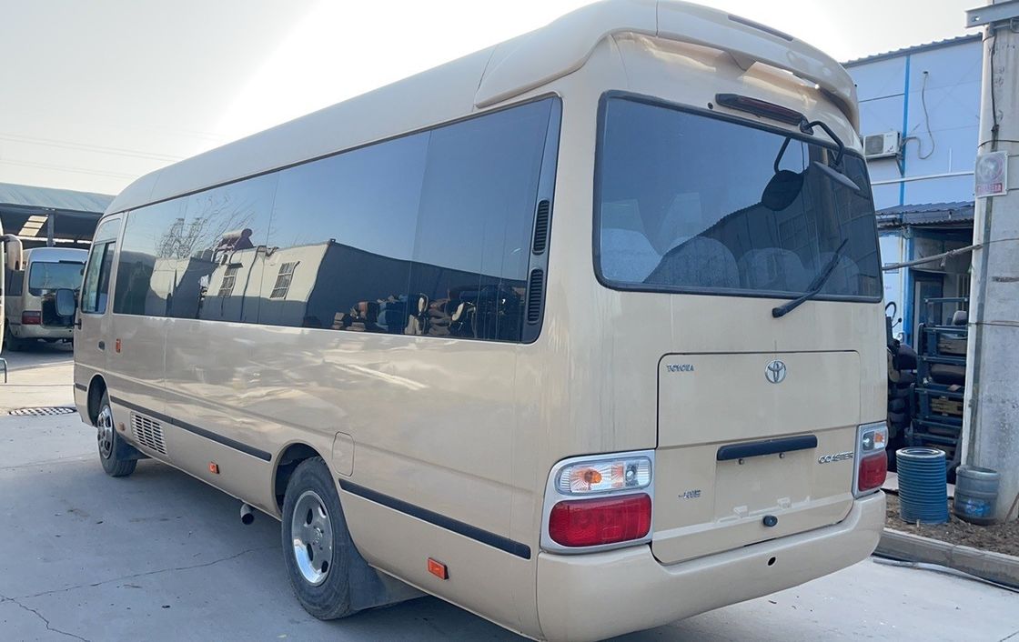 Autobus con guida LHD da 30 posti con cilindrata di 4104 ml e carburante diesel per soddisfare le vostre esigenze