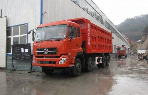 Dongfeng DFS4256 6x4 usato, camion pesante con scaricatore di rifiuti, coppia massima Nm 1500-2000Nm