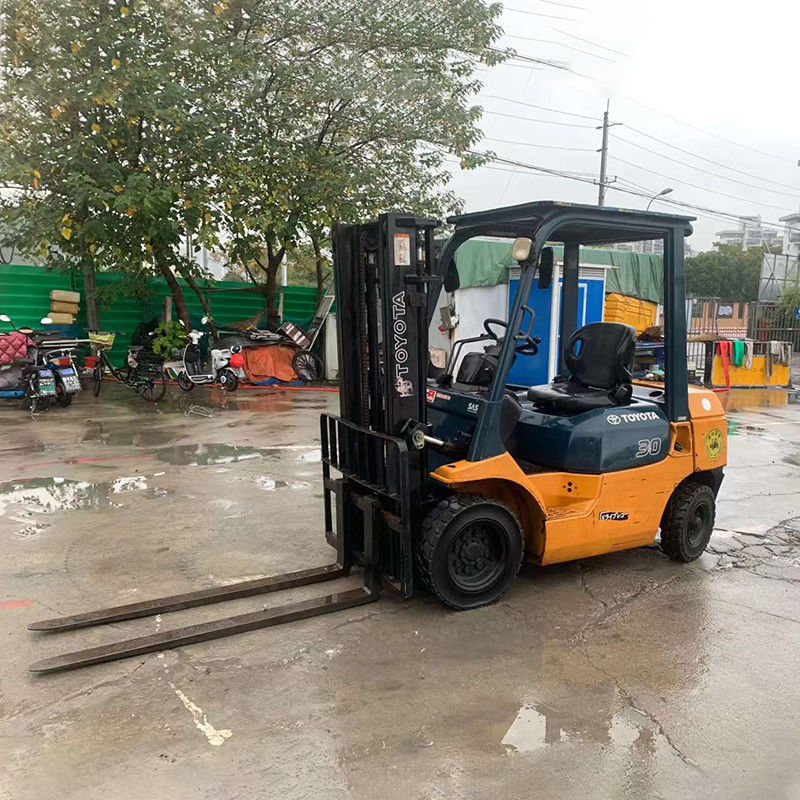 3 tonnellate di carrello elevatore usato con motore a diesel in buone condizioni
